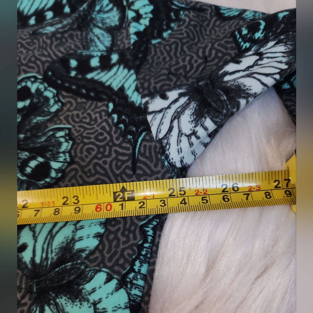 Lularoe Irma Xs Fits XL - Picture 4 of 4